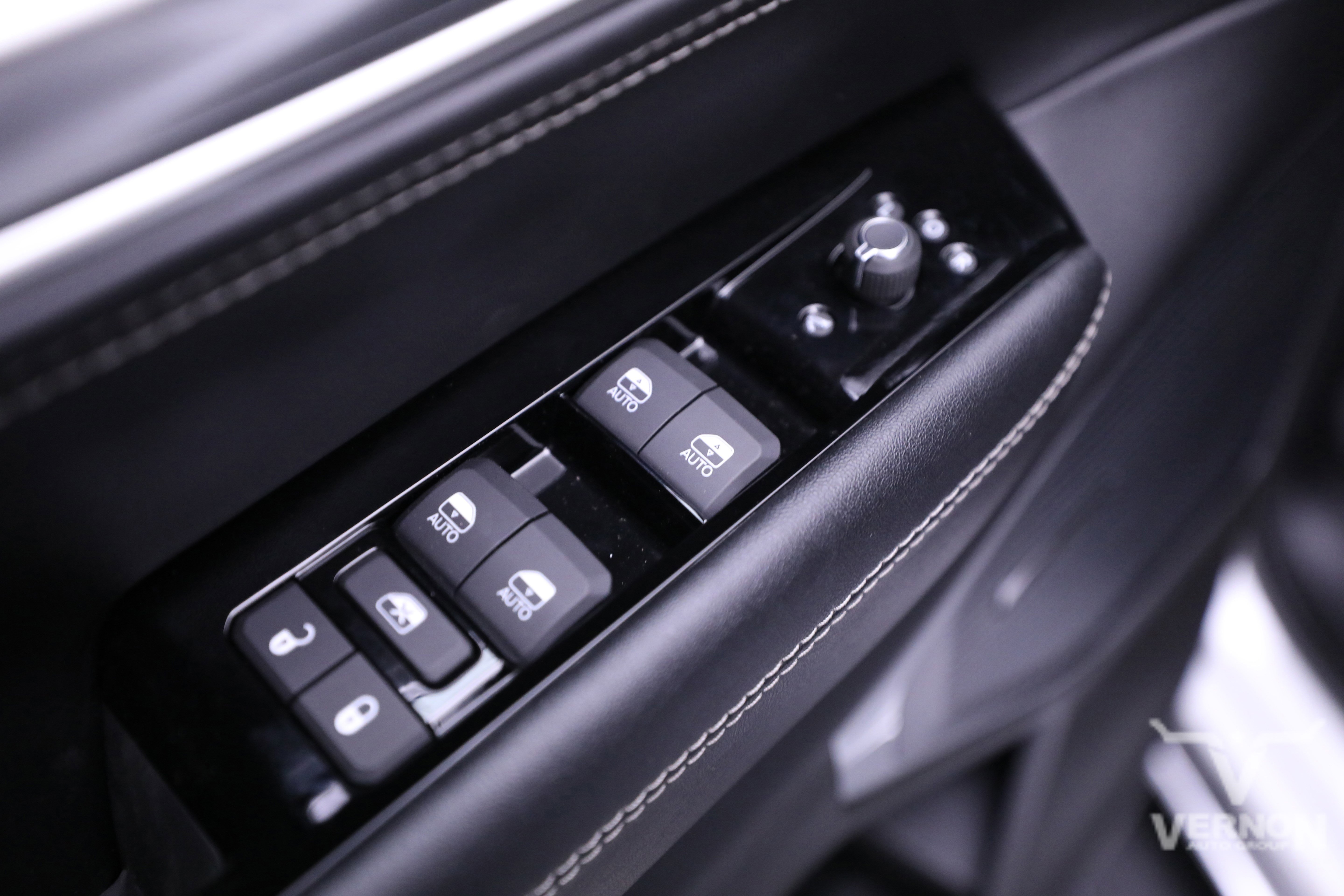 New 2025 Jeep Wagoneer Base 4x4 w/ Convenience Group I image 20