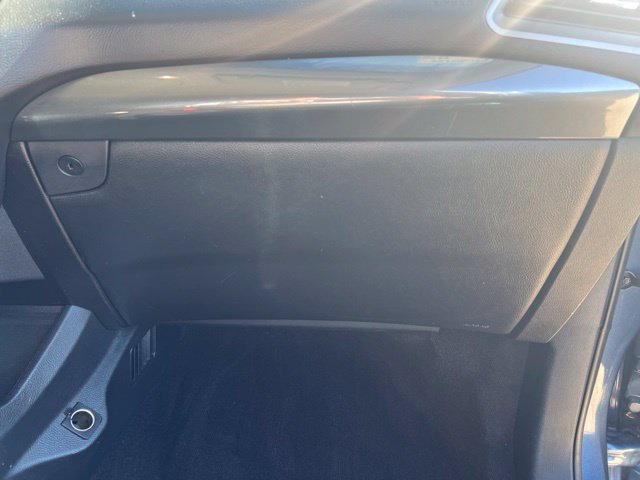 Used 2019 Ford Edge SE FWD image 33