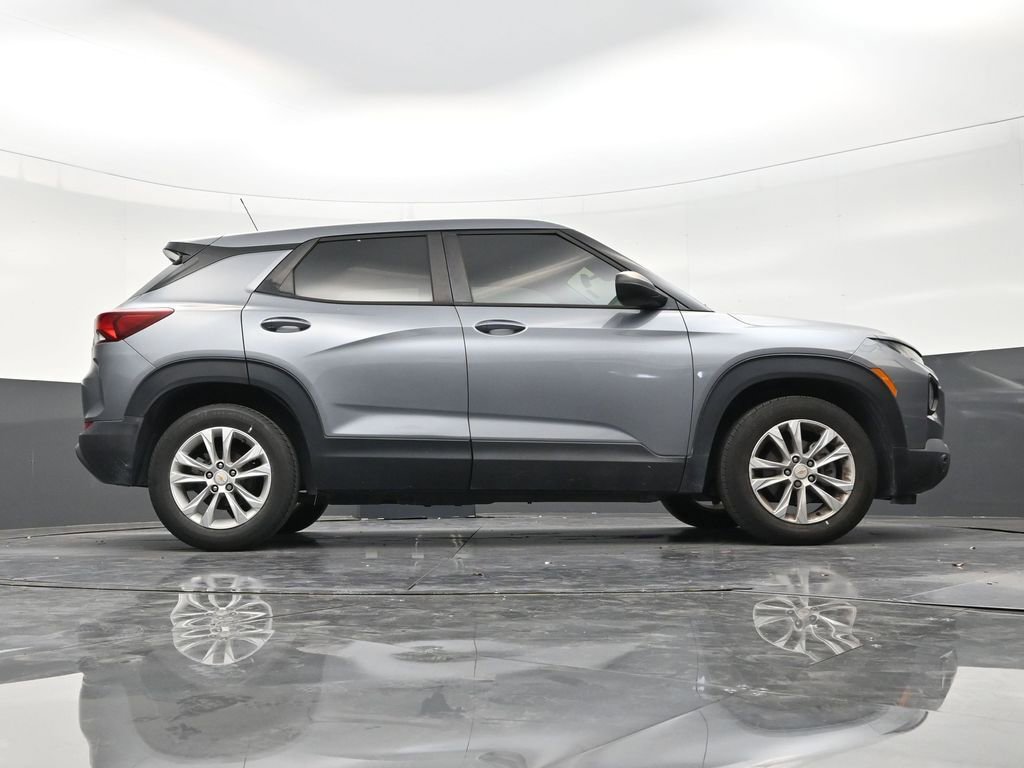 Used 2021 Chevrolet TrailBlazer LS FWD image 25
