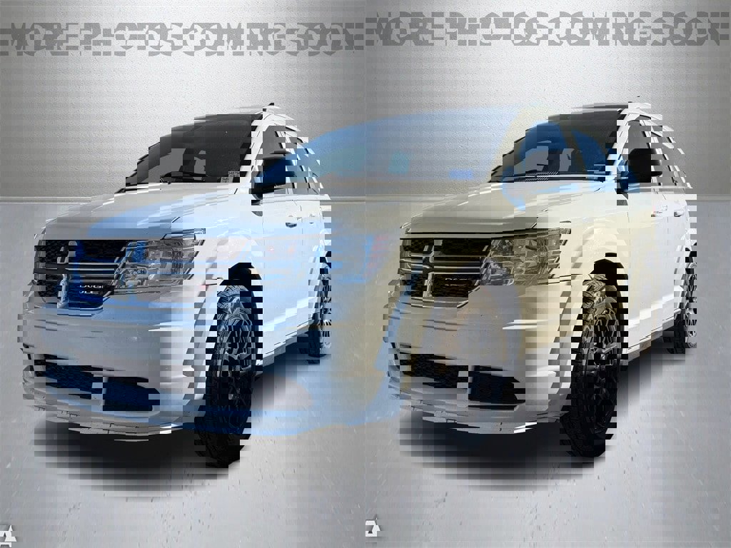 Used 2018 Dodge Journey SE w/ Connectivity Group