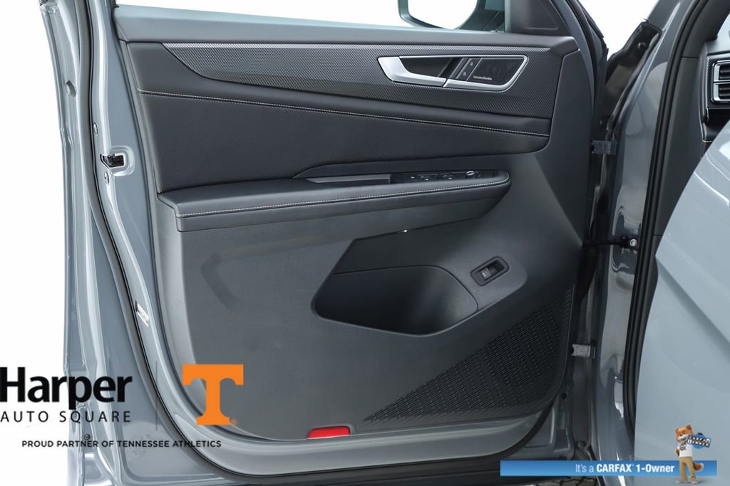 Used 2024 Volkswagen Atlas Cross Sport SEL Premium R-Line image 57