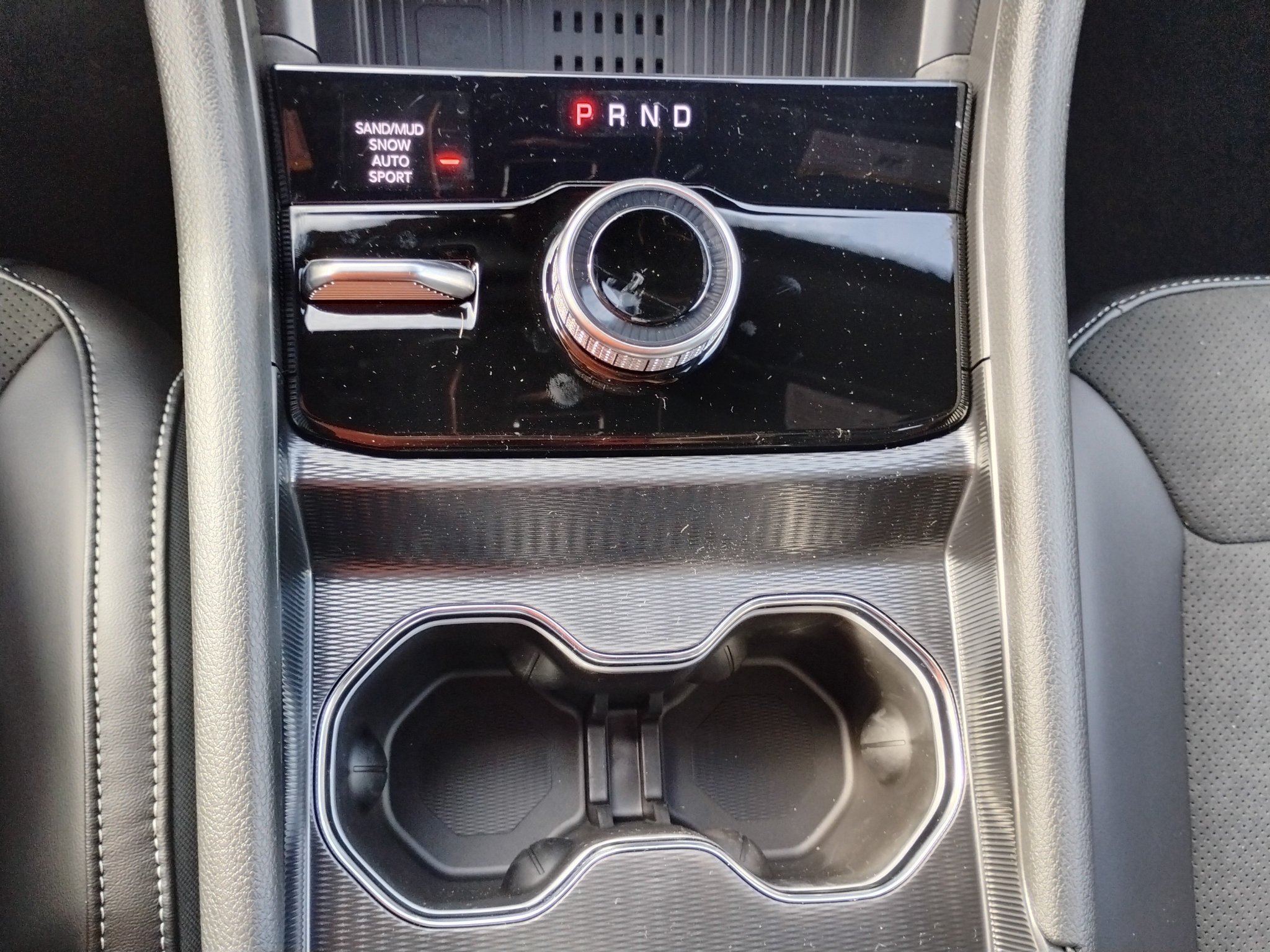 New 2027 Jeep Grand Cherokee Altitude AWD/4WD image 23