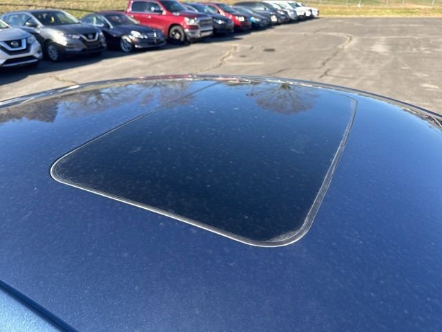 Used 2018 Lincoln MKZ Reserve FWD image 10