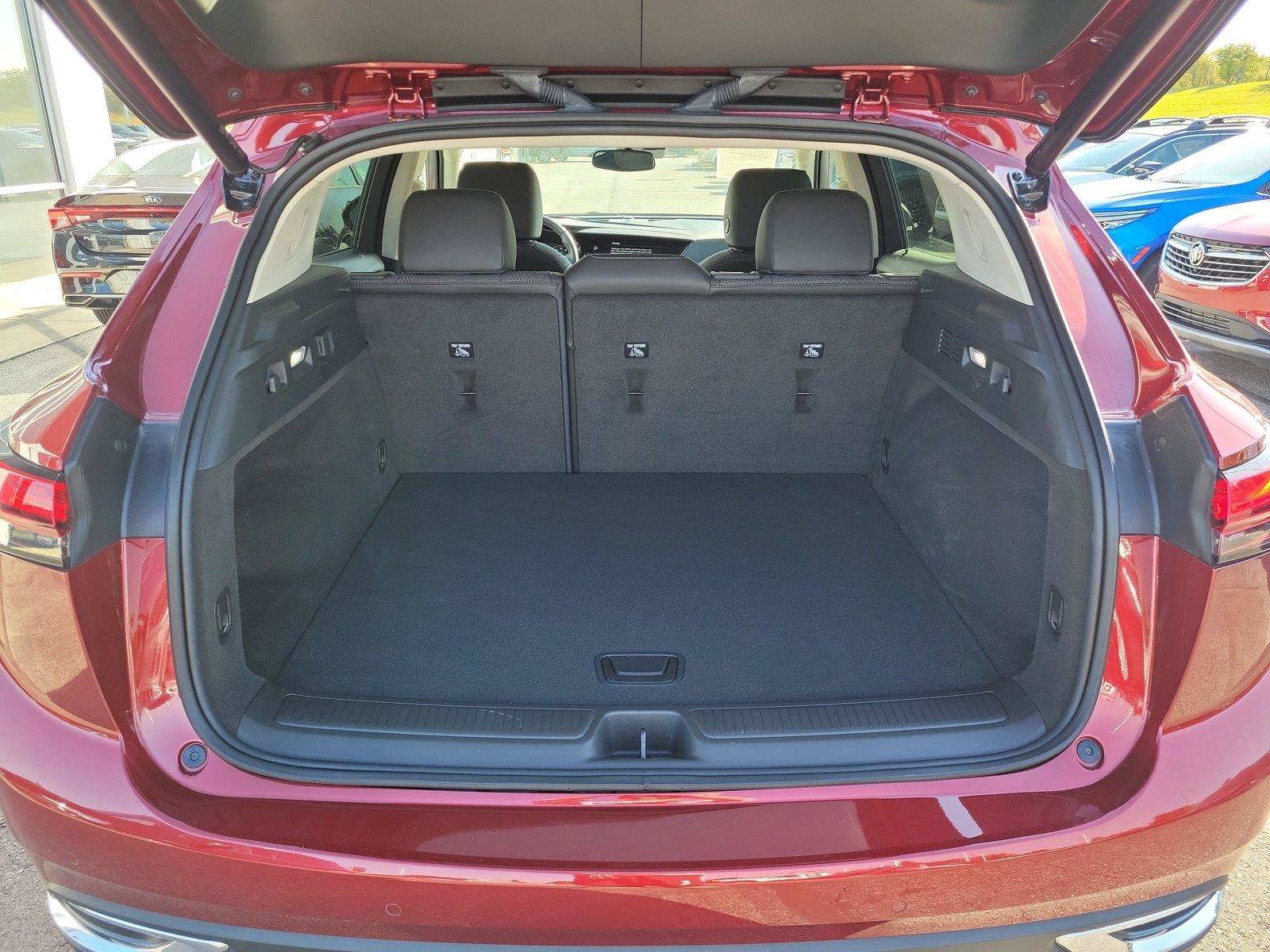 Used 2023 Buick Envision Preferred AWD/4WD image 7