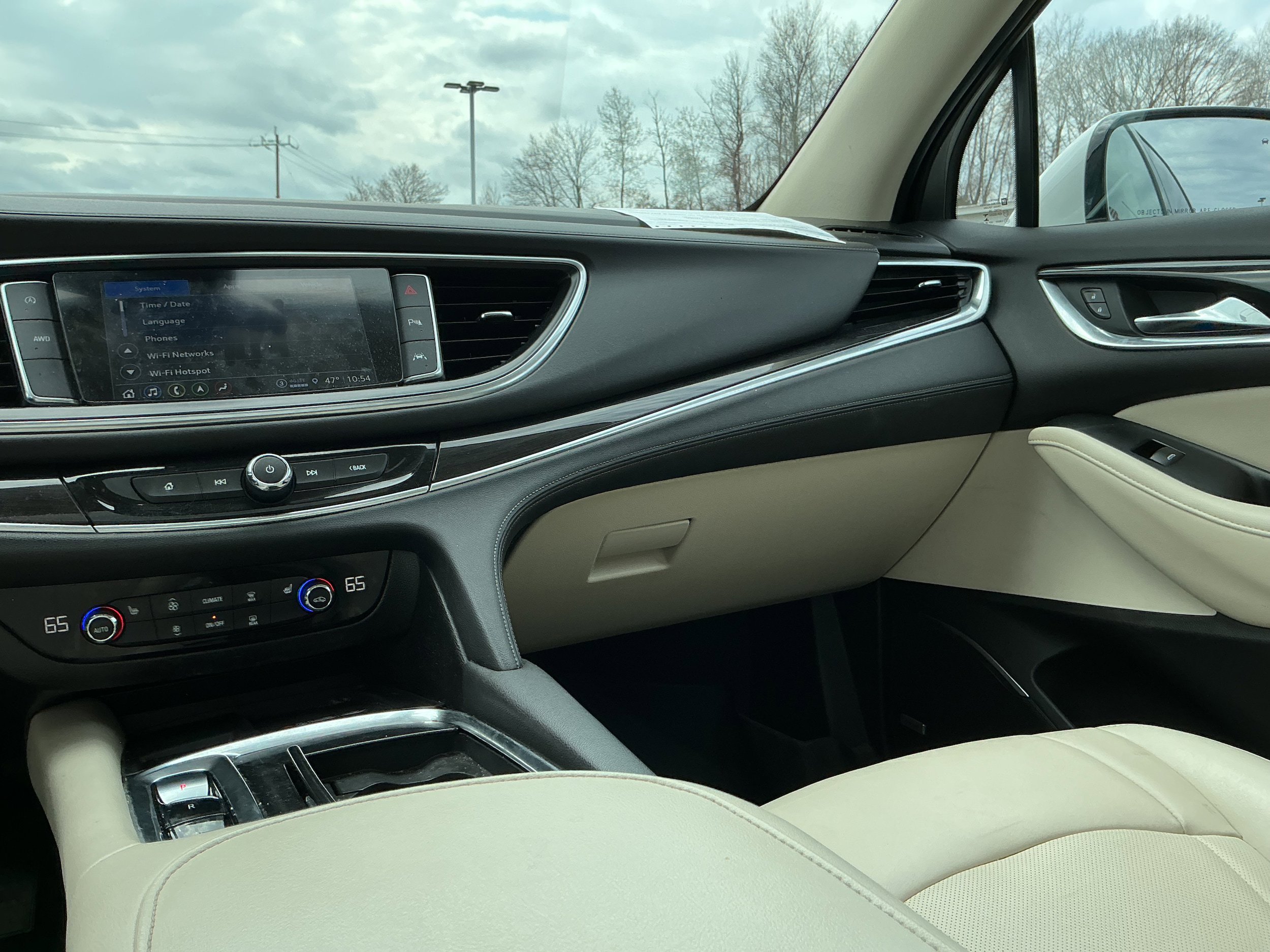 Certified 2023 Buick Enclave Essence w/ Experience Buick Package AWD/4WD image 9