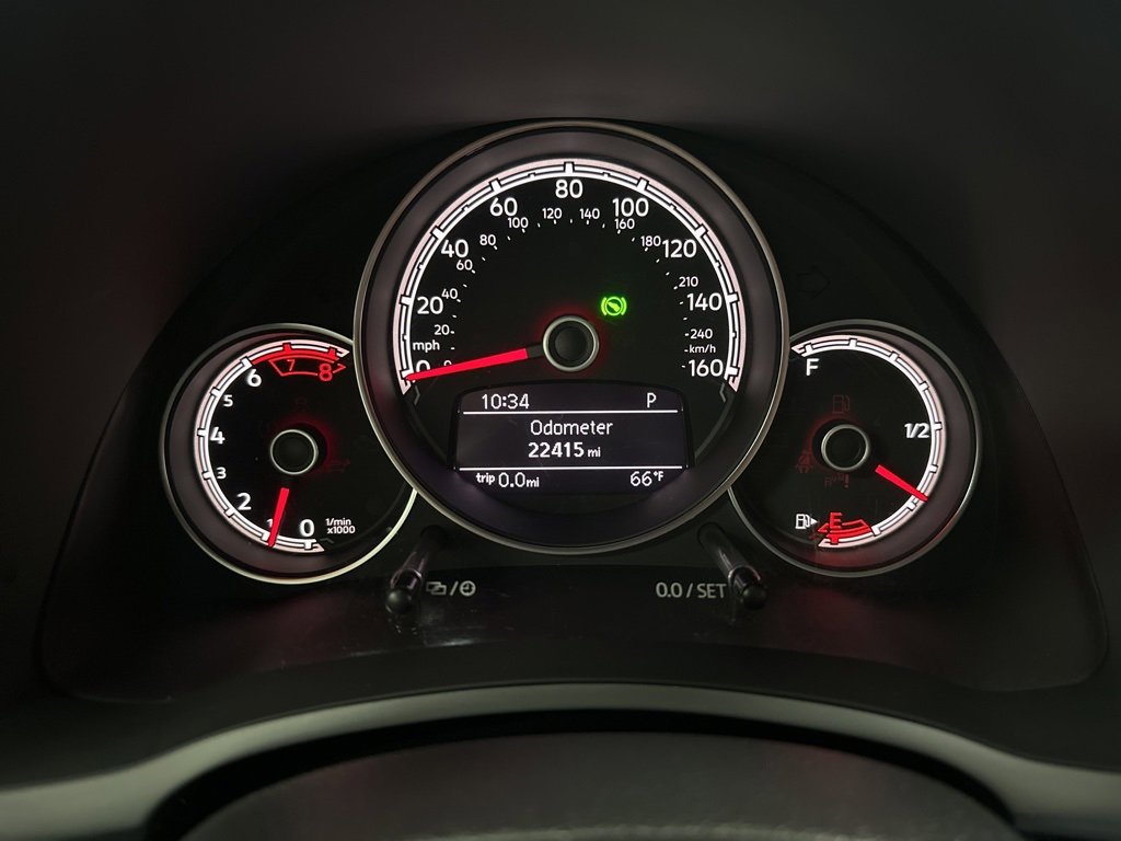 Used 2019 Volkswagen Beetle 2.0T SE image 14