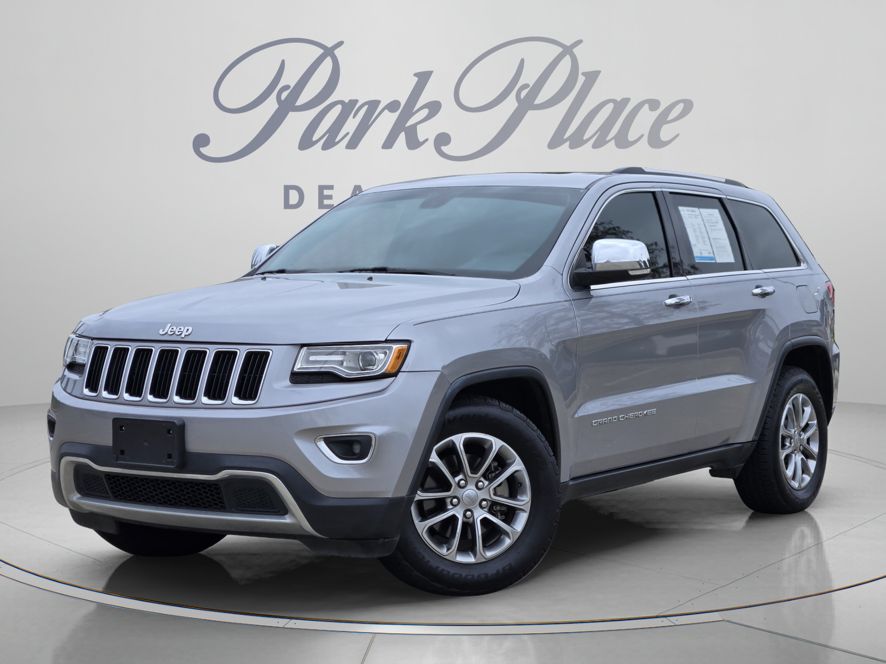 Used 2014 Jeep Grand Cherokee Limited w/ Luxury Group II