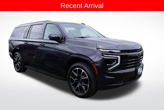 Used 2025 Chevrolet Suburban RST