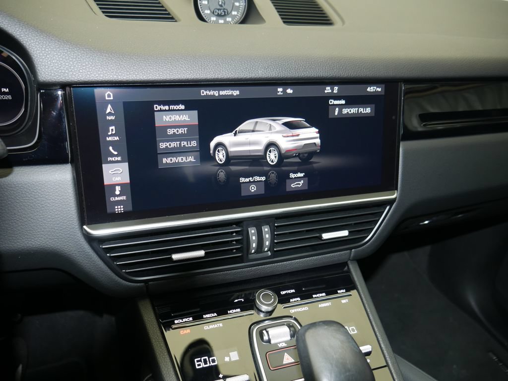 Certified 2021 Porsche Cayenne Coupe AWD/4WD image 31
