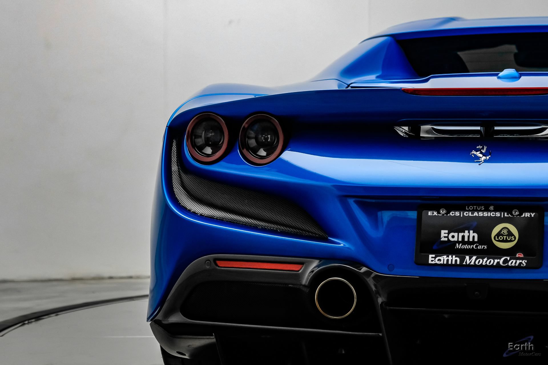 Used 2023 Ferrari F8 Tributo RWD image 18