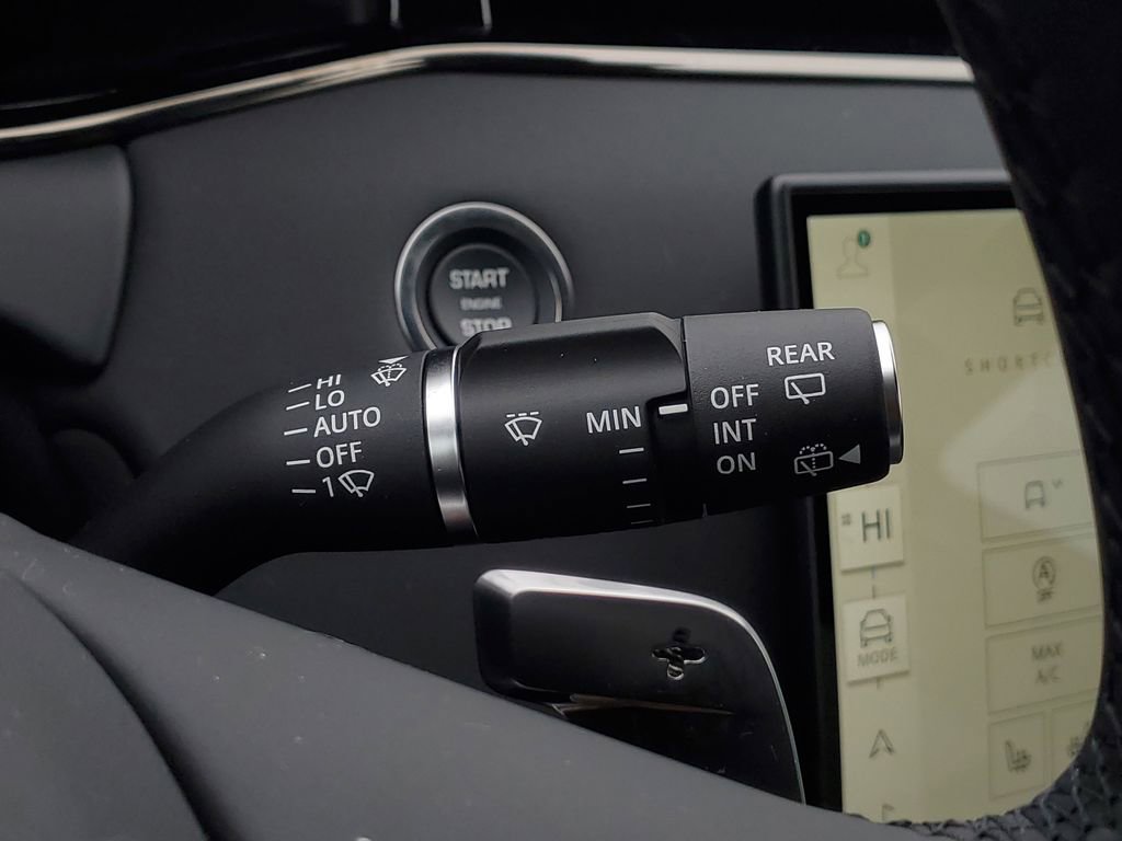 New 2026 Land Rover Range Rover Evoque S image 17