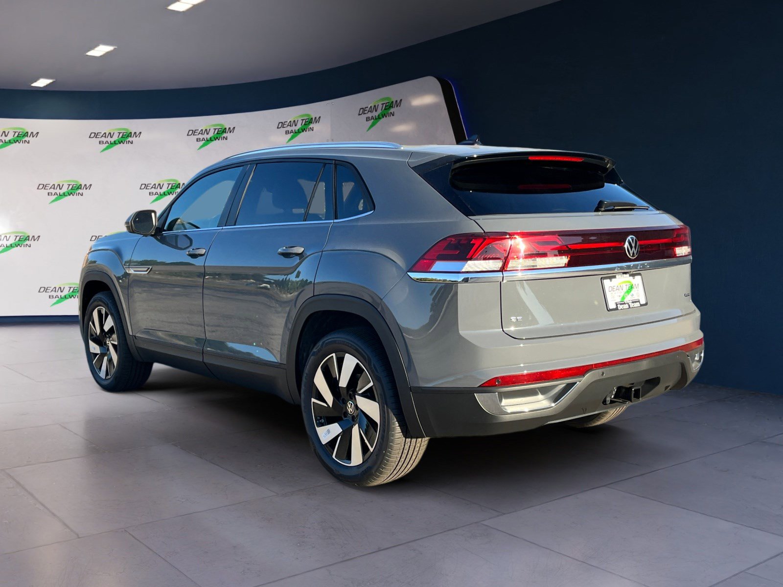 New 2026 Volkswagen Atlas Cross Sport SE image 5