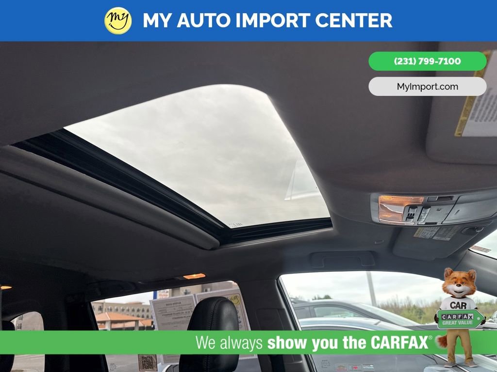 Used 2018 Toyota Highlander XLE AWD/4WD image 32