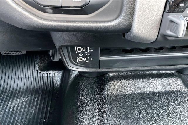 Used 2025 RAM 2500 Tradesman w/ Chrome Appearance Group image 17