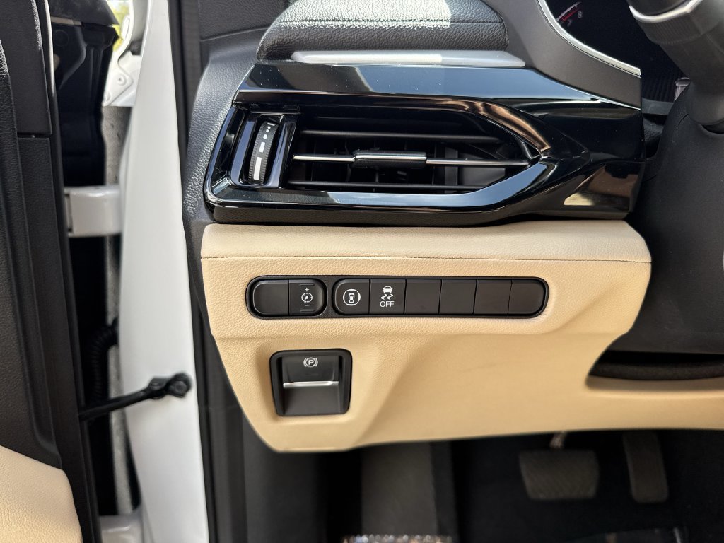Used 2022 Acura MDX FWD image 56