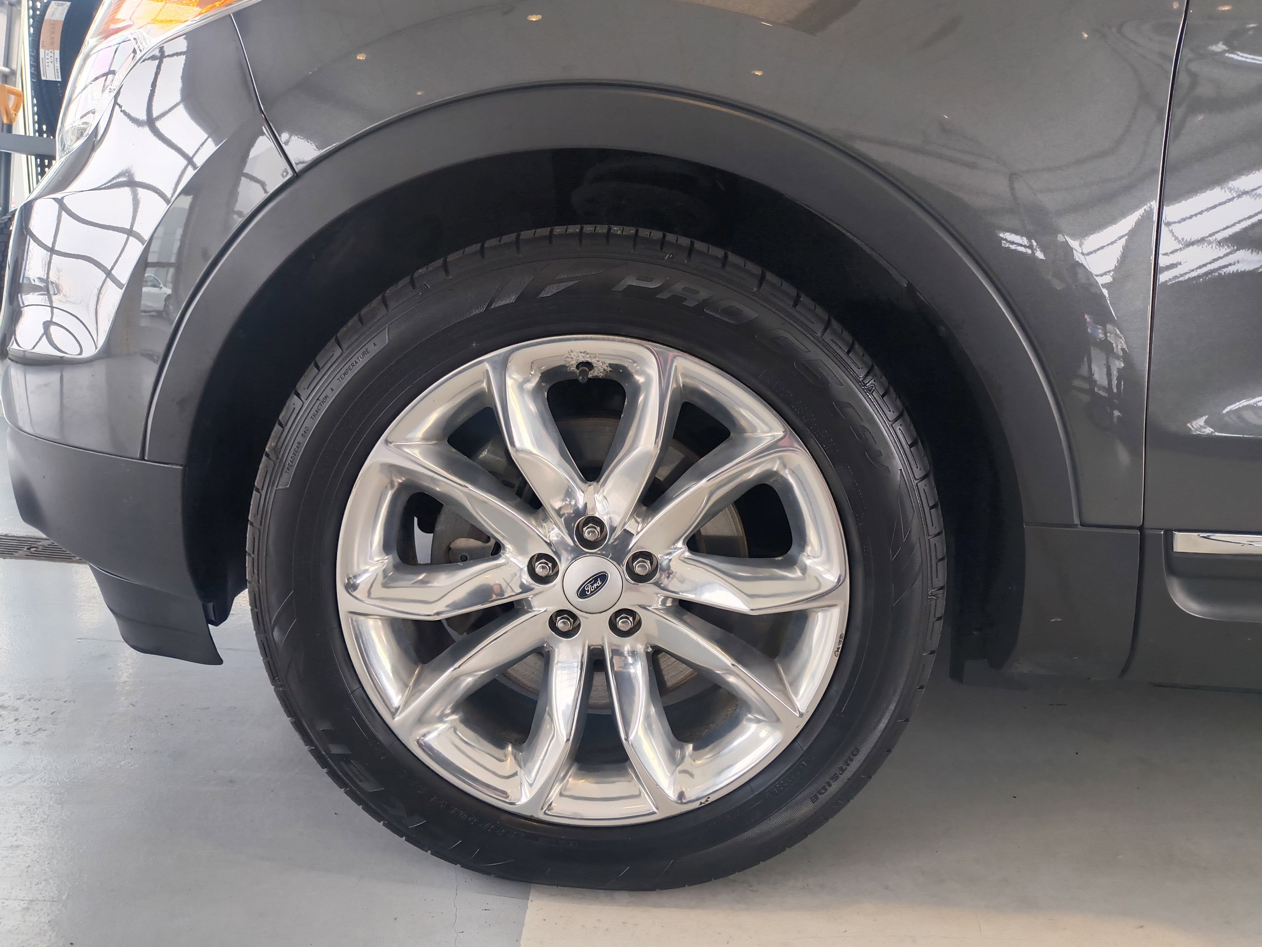 Used 2015 Ford Explorer XLT w/ Equipment Group 202B image 27