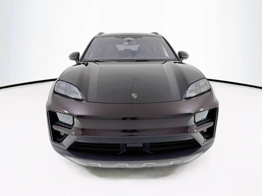 Certified 2025 Porsche Macan Turbo Electric AWD/4WD image 6