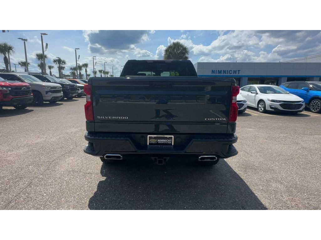 Used 2026 Chevrolet Silverado 1500 Custom Trail Boss AWD/4WD image 3