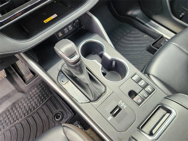 Used 2023 Toyota Highlander XSE image 19