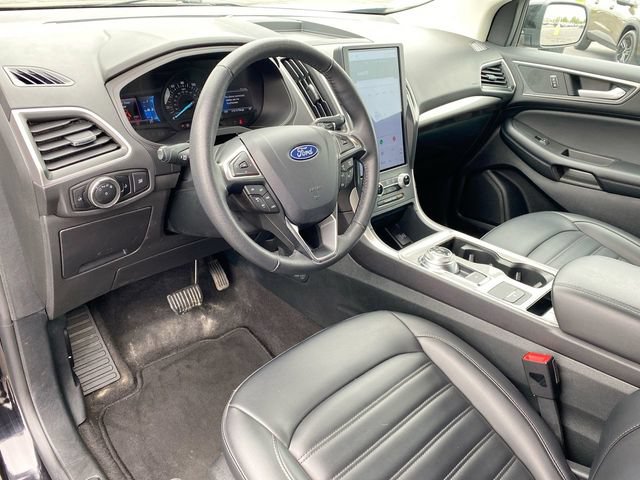 Used 2024 Ford Edge SEL AWD/4WD image 11