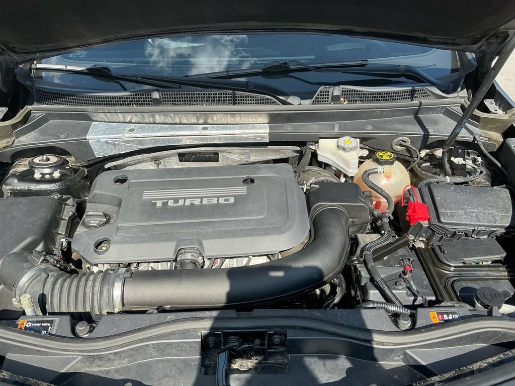 Used 2019 Cadillac XT4 Sport FWD image 25