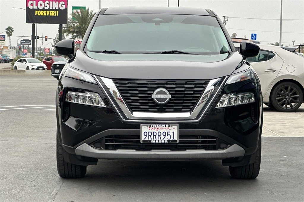 Used 2023 Nissan Rogue SV image 11