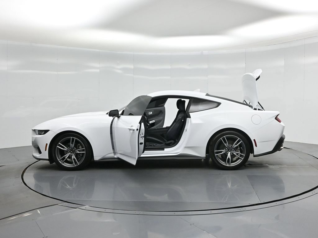 Certified 2024 Ford Mustang Coupe image 31