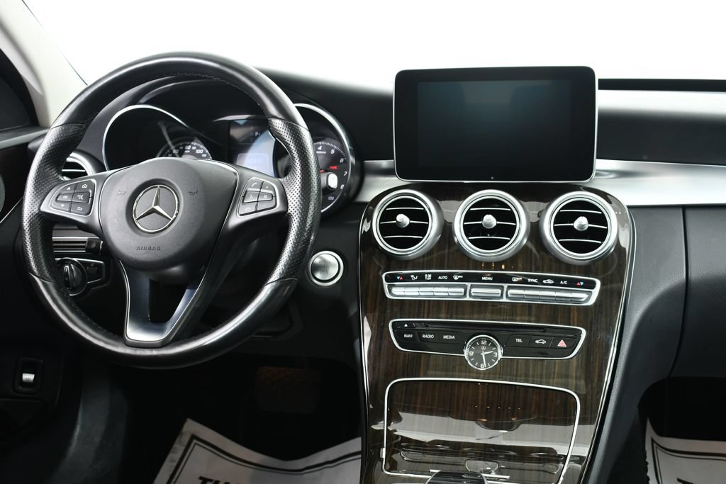 Used 2017 Mercedes-Benz C 300 4MATIC Sedan image 8