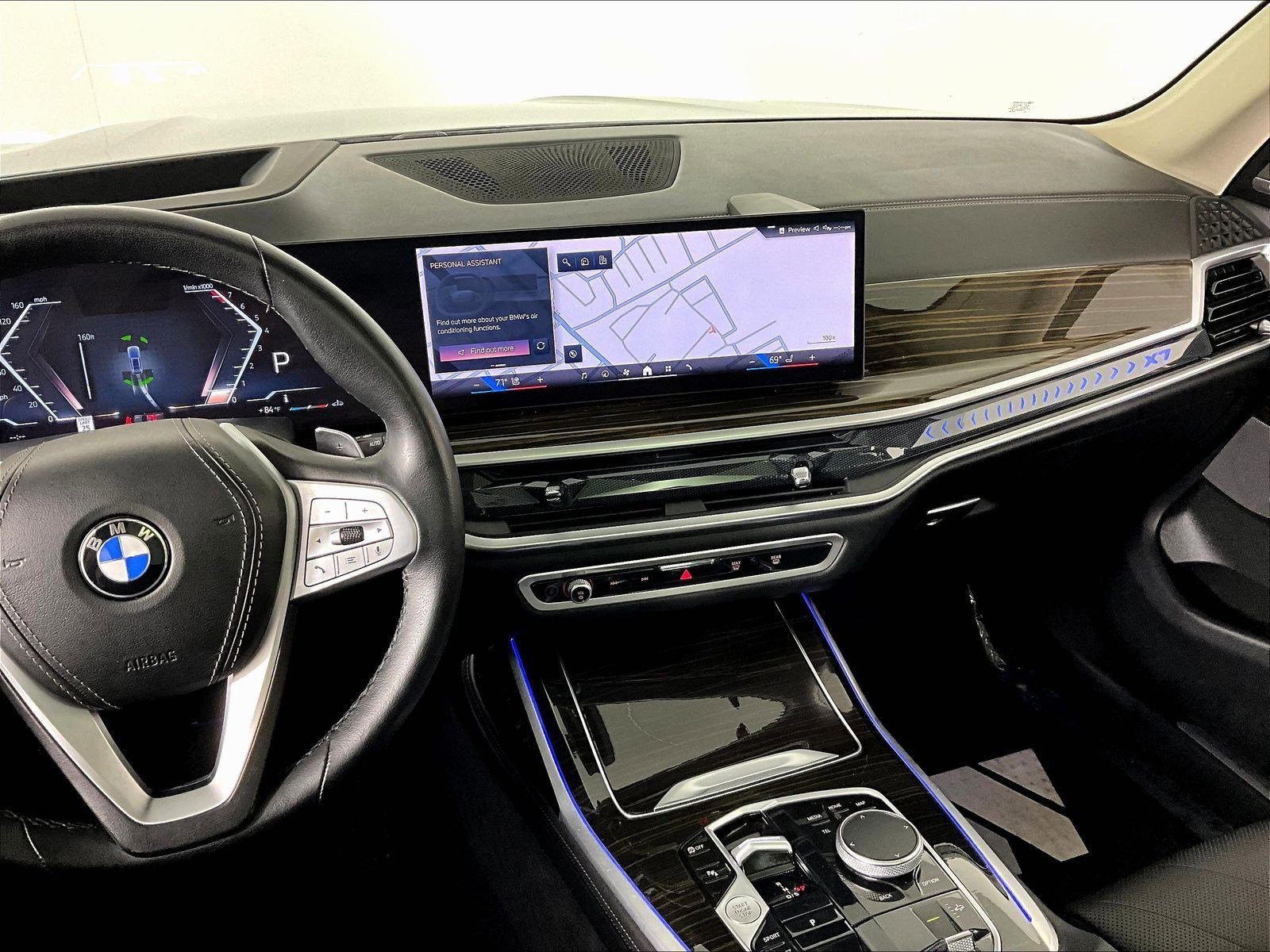 Used 2024 BMW X7 xDrive40i AWD/4WD image 9