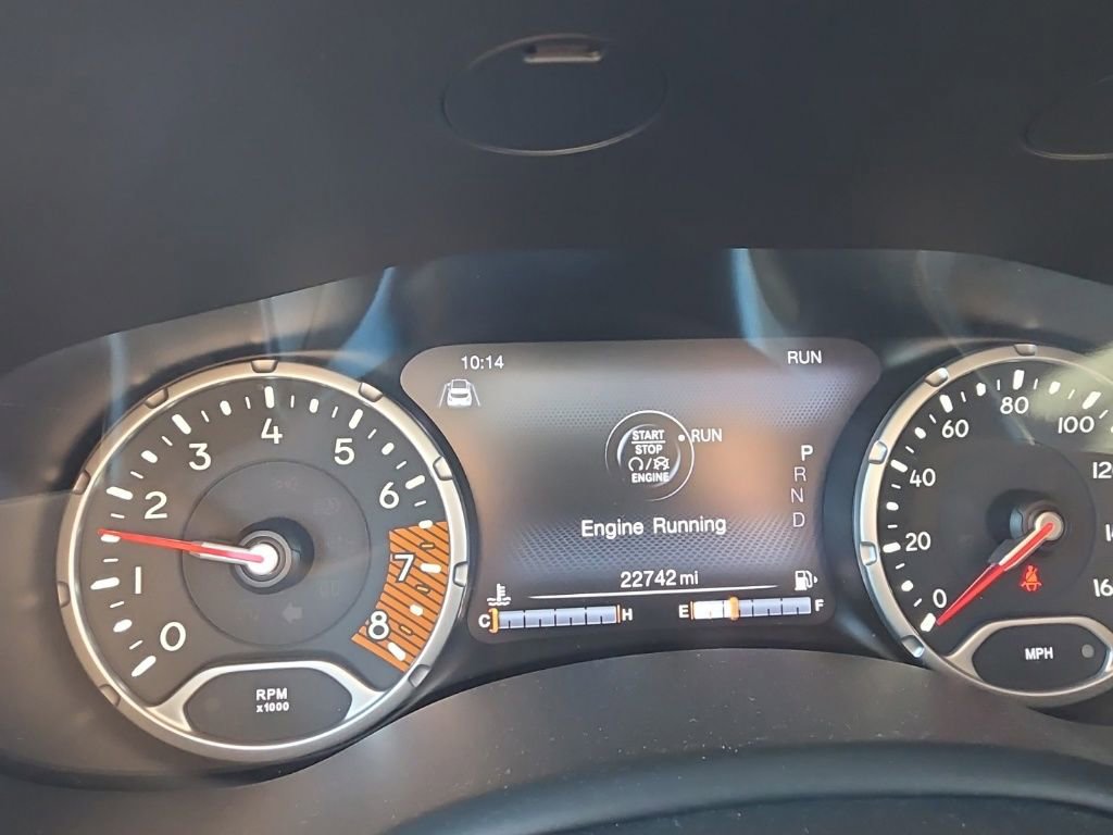 Used 2021 Jeep Renegade Latitude image 19