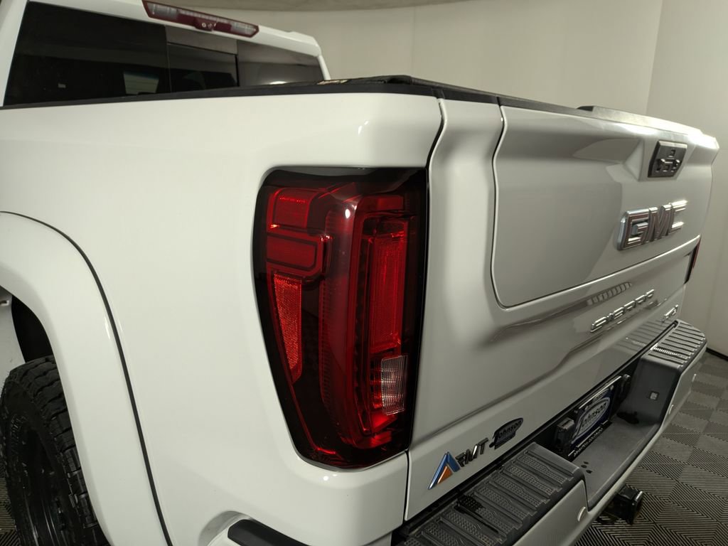 Used 2020 GMC Sierra 1500 AT4 w/ AT4 Premium Package image 11
