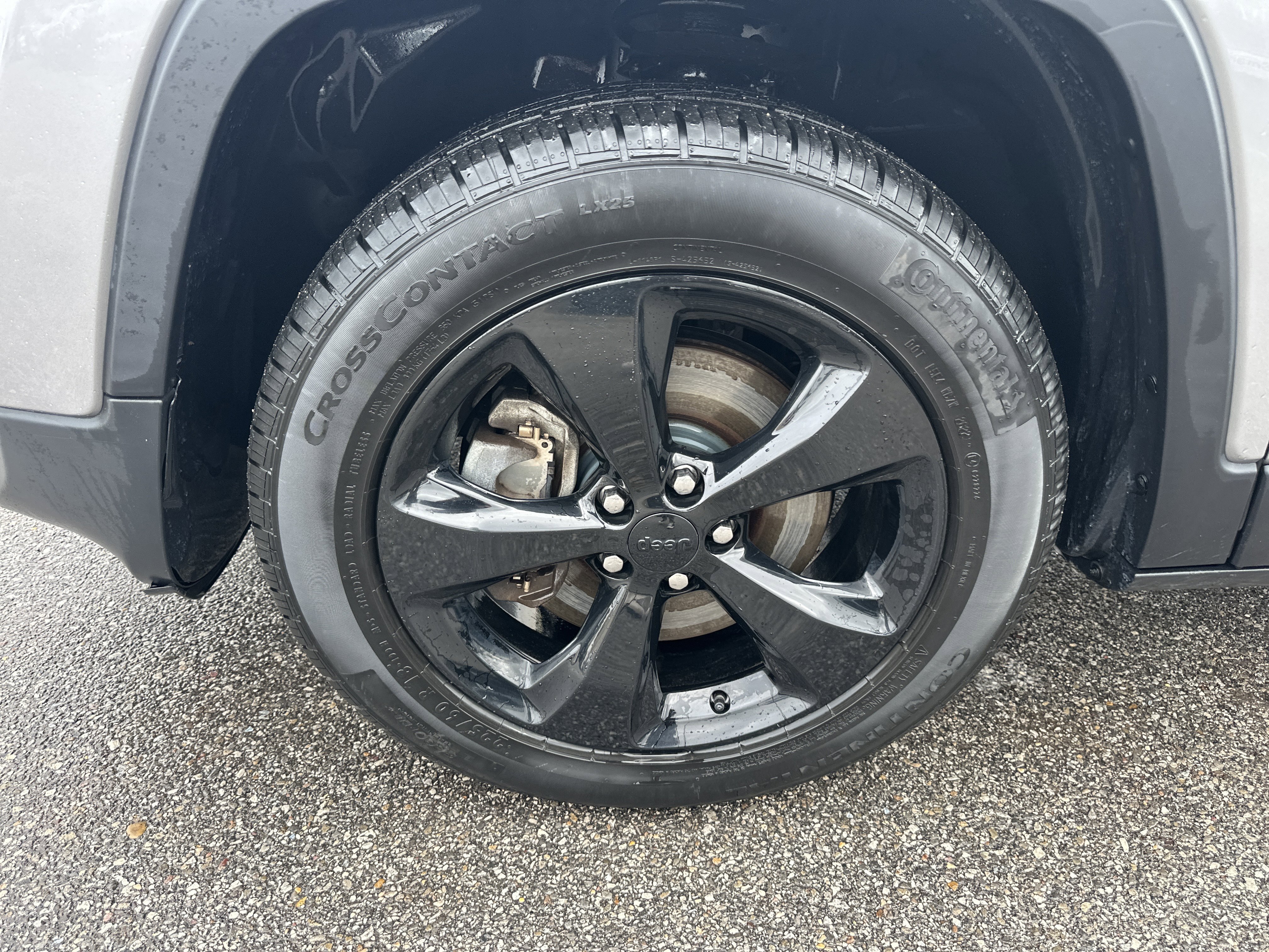 Used 2018 Jeep Cherokee Limited w/ High Altitude Package image 7