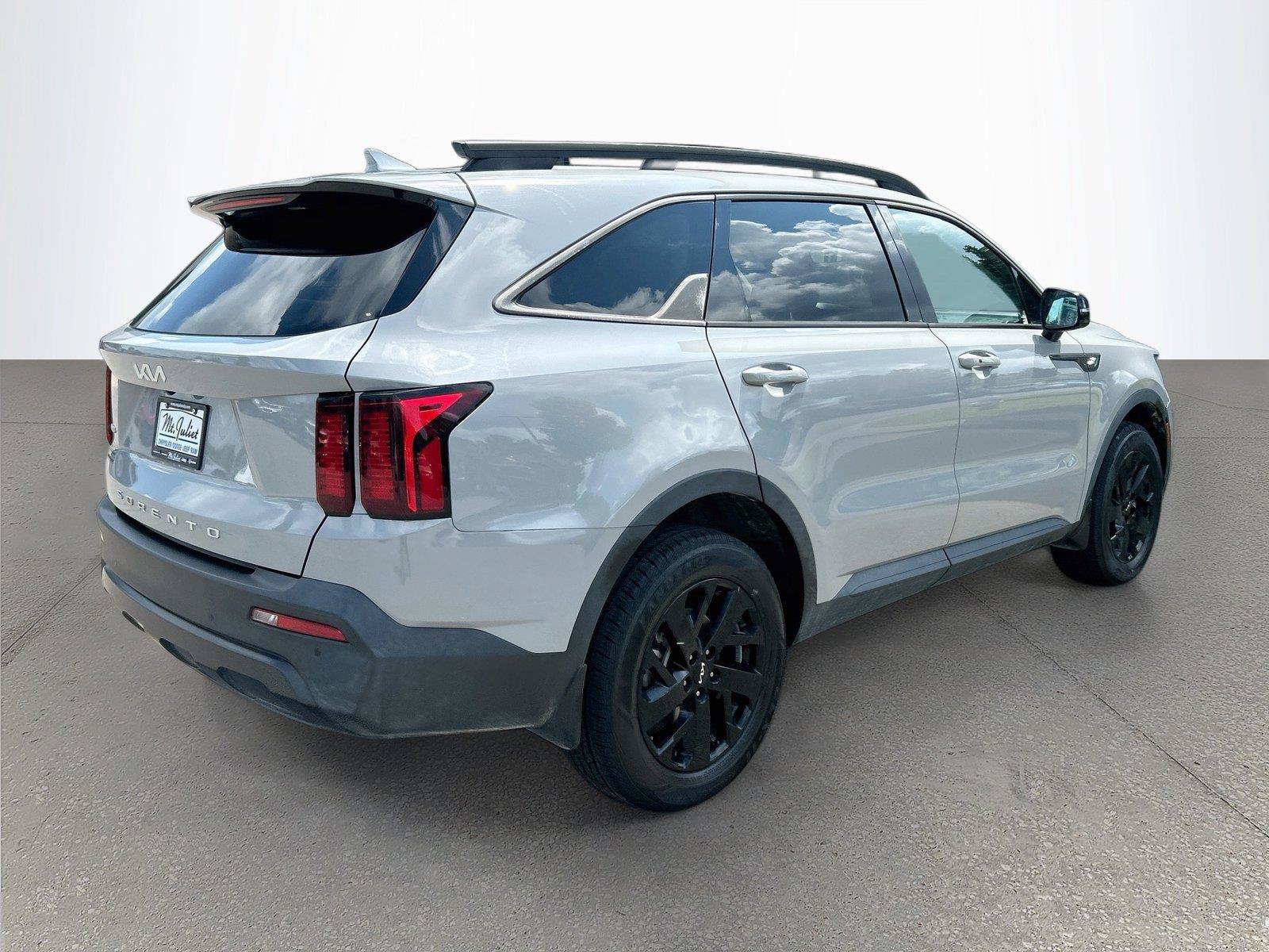 Used 2022 Kia Sorento S AWD/4WD image 4