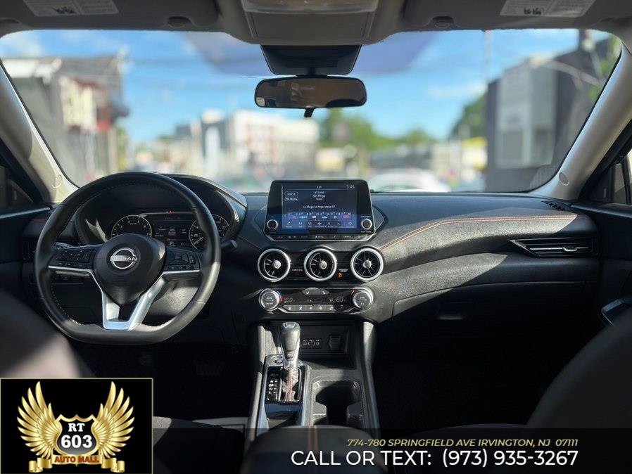 Used 2025 Nissan Sentra SR FWD image 10