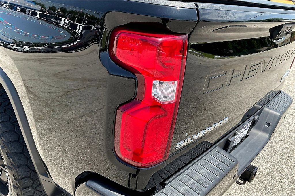Used 2024 Chevrolet Silverado 2500 High Country AWD/4WD image 28