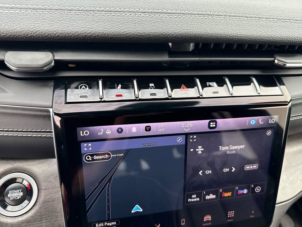 Used 2024 Jeep Grand Cherokee L Limited image 35