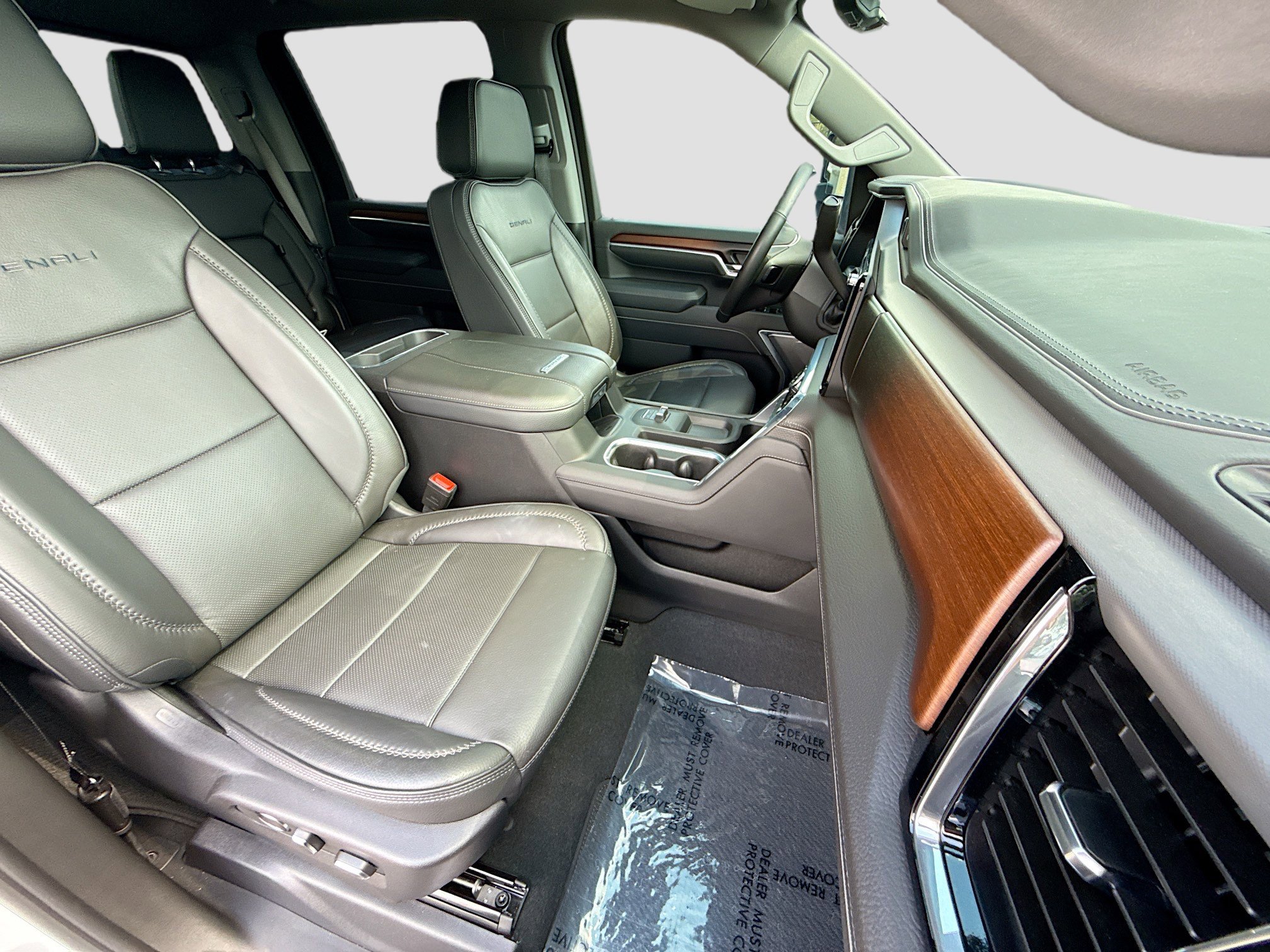 Used 2025 GMC Sierra 2500 Denali w/ Denali Reserve Package image 14