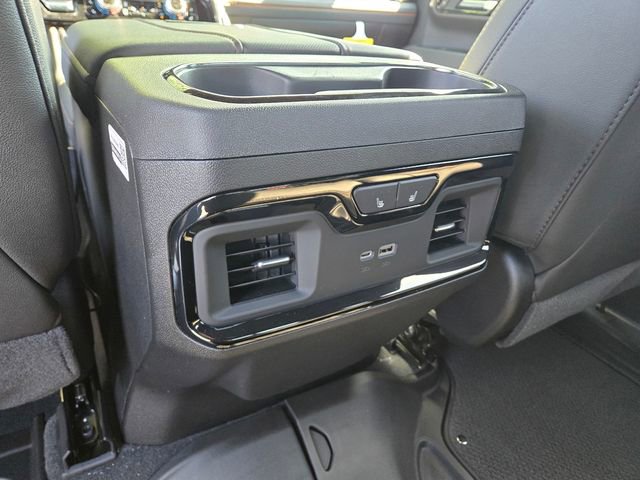 New 2026 GMC Sierra 3500 AT4 w/ AT4 Premium Plus Package AWD/4WD image 9