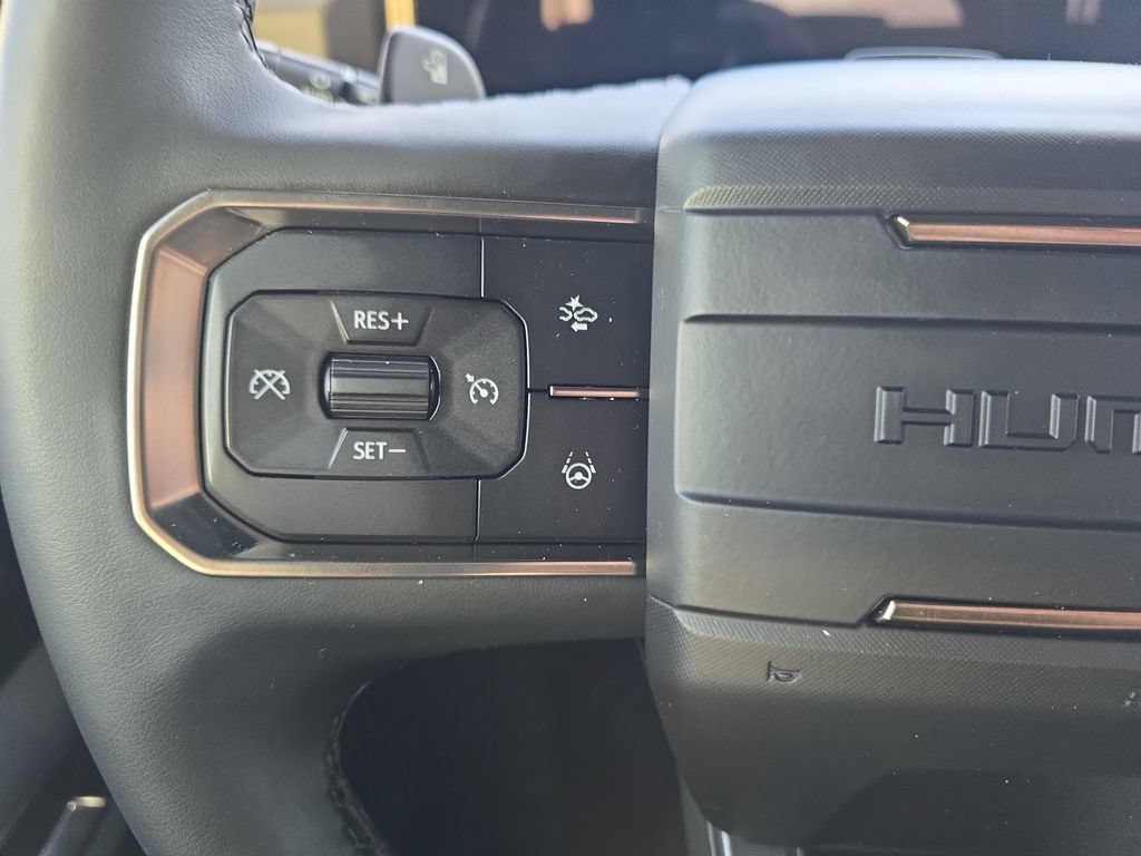 Used 2025 GMC Hummer EV 2X AWD/4WD image 18