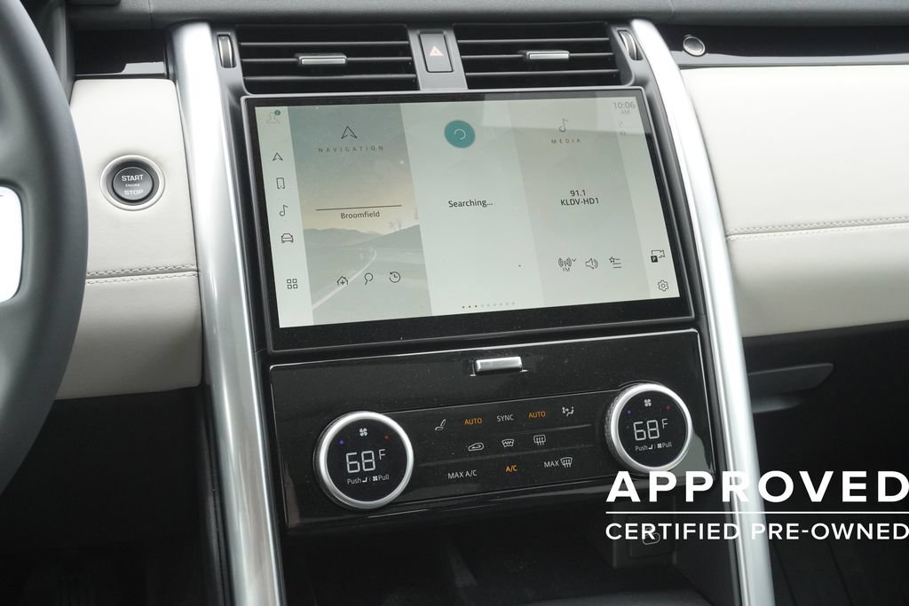 Used 2025 Land Rover Discovery S AWD/4WD image 15