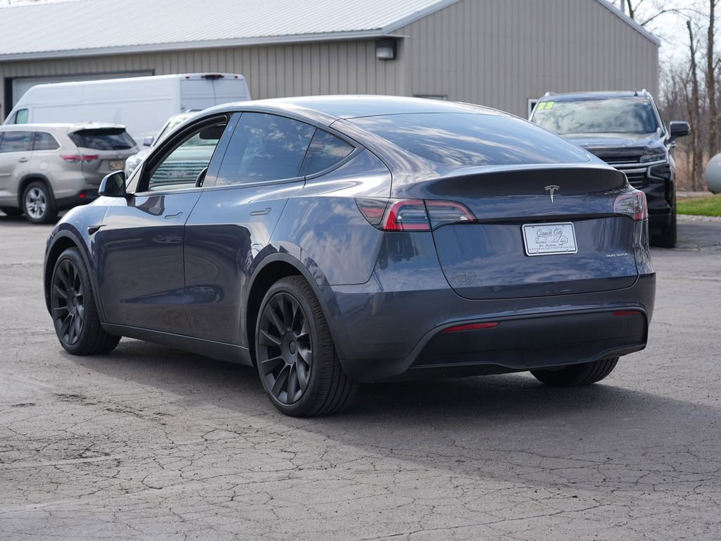 Used 2021 Tesla Model Y Long Range AWD/4WD image 5