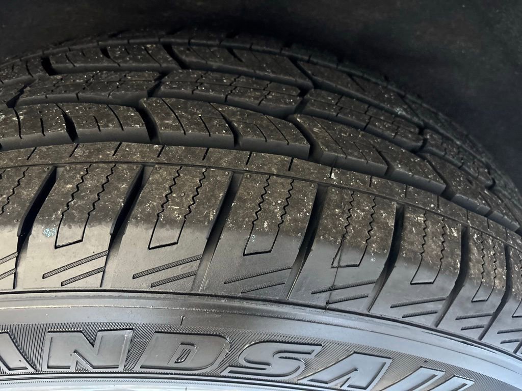 Used 2024 GMC Yukon SLT image 10