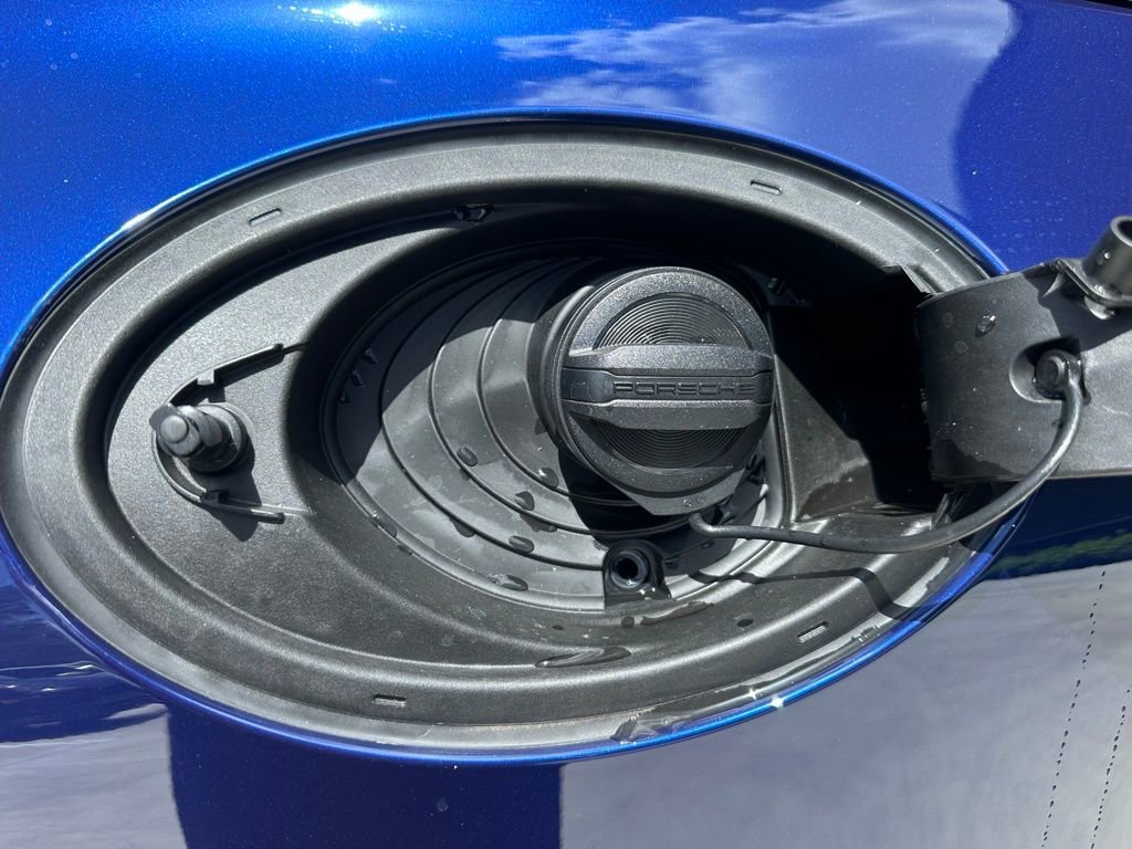 Used 2025 Porsche Panamera image 35