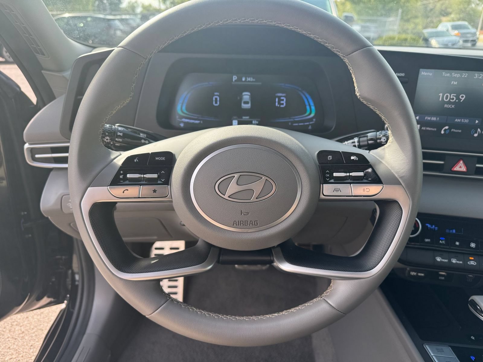 Used 2026 Hyundai Elantra Sport FWD image 26