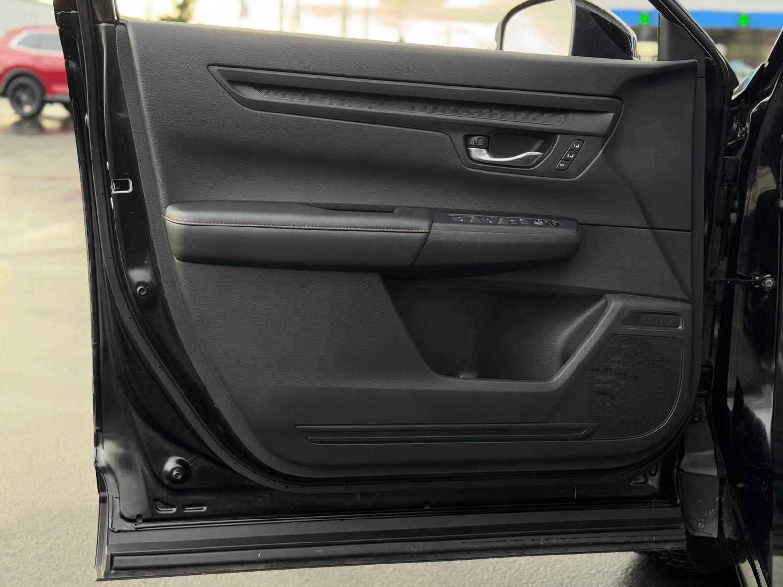 Used 2025 Honda CR-V Sport-L image 13