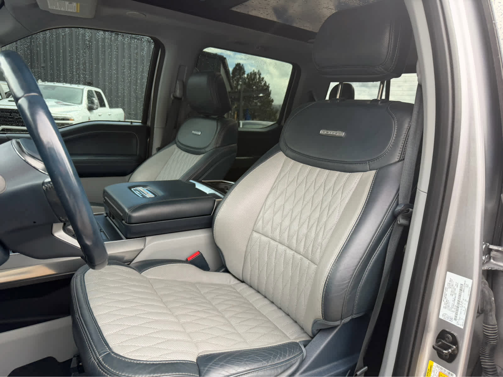 Used 2021 Ford F150 Limited image 16