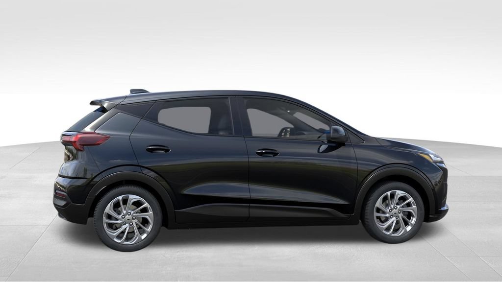 New 2027 Chevrolet Bolt LT w/ Comfort Package FWD image 4