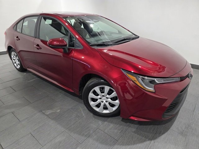 Used 2025 Toyota Corolla LE image 7