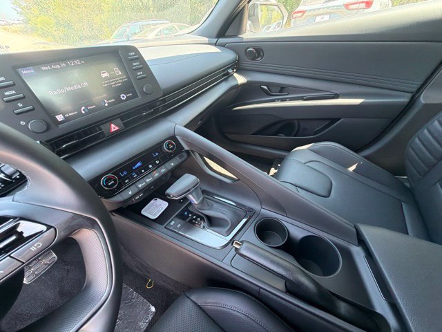 New 2026 Hyundai Elantra SEL Sport FWD image 26