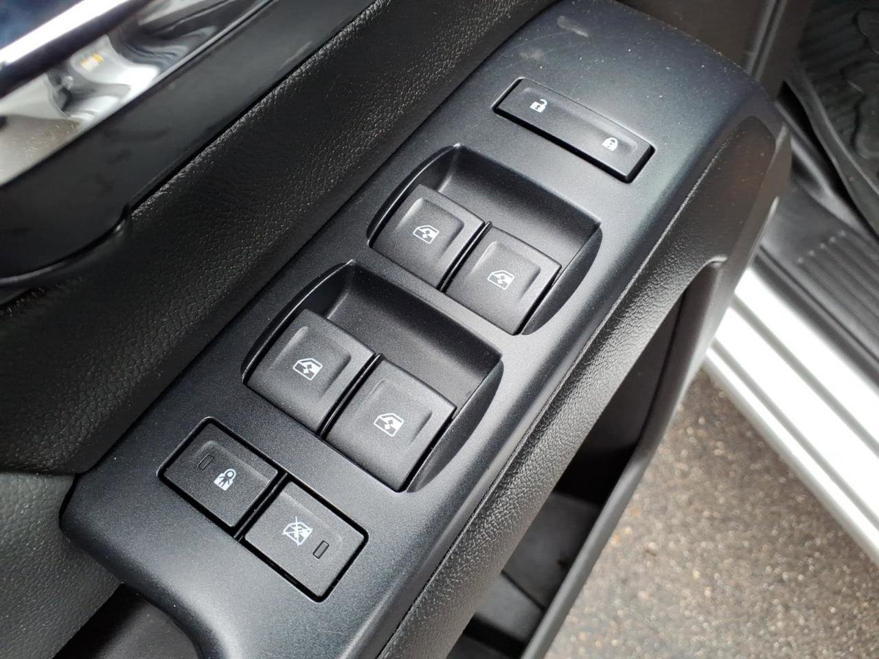 Used 2019 Chevrolet Silverado 1500 W/T AWD/4WD image 17